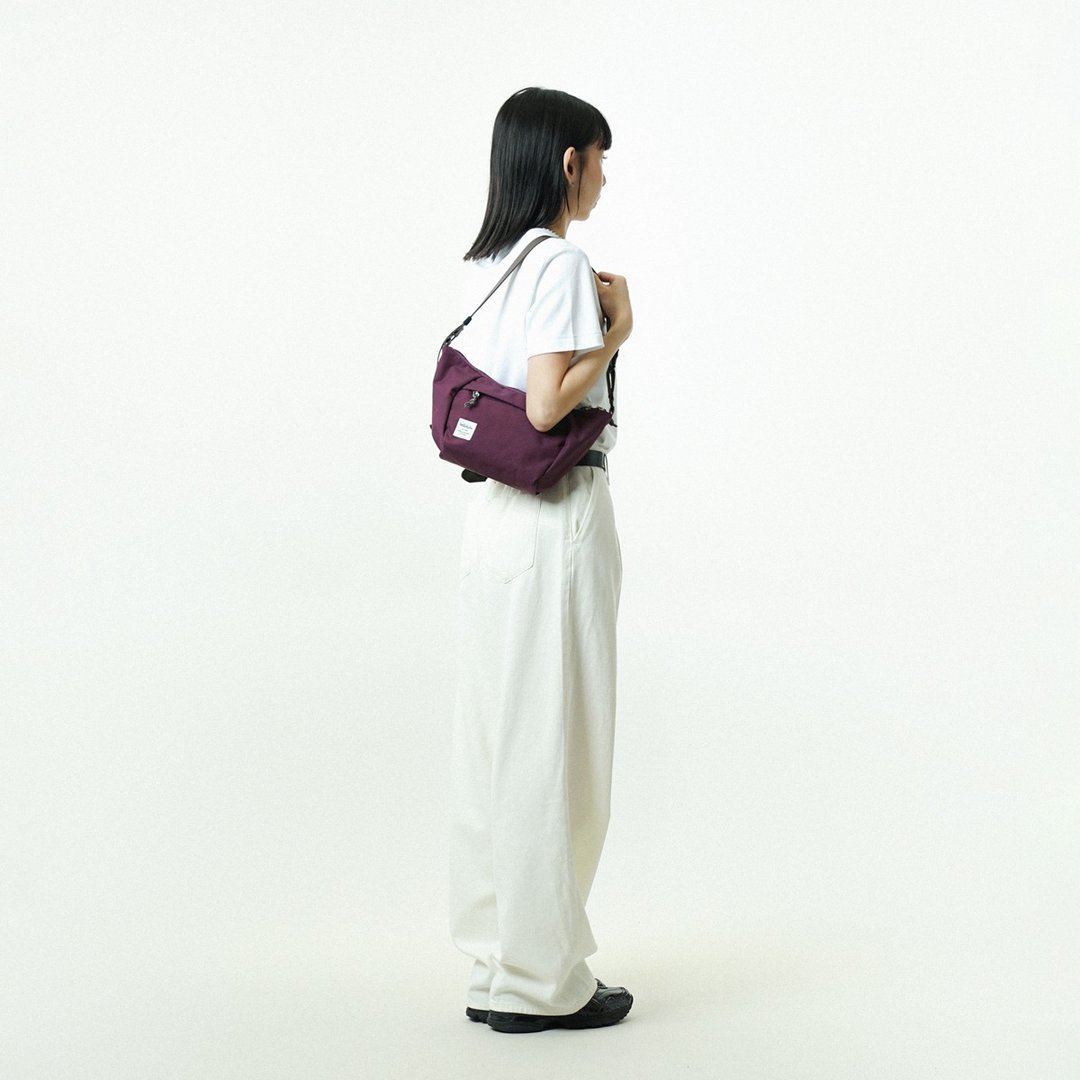 Cora 三用日常斜背包 约会时变成手提包 远足登山时成为腰包 - 侧背包/斜挎包 - 环保材料 紫色