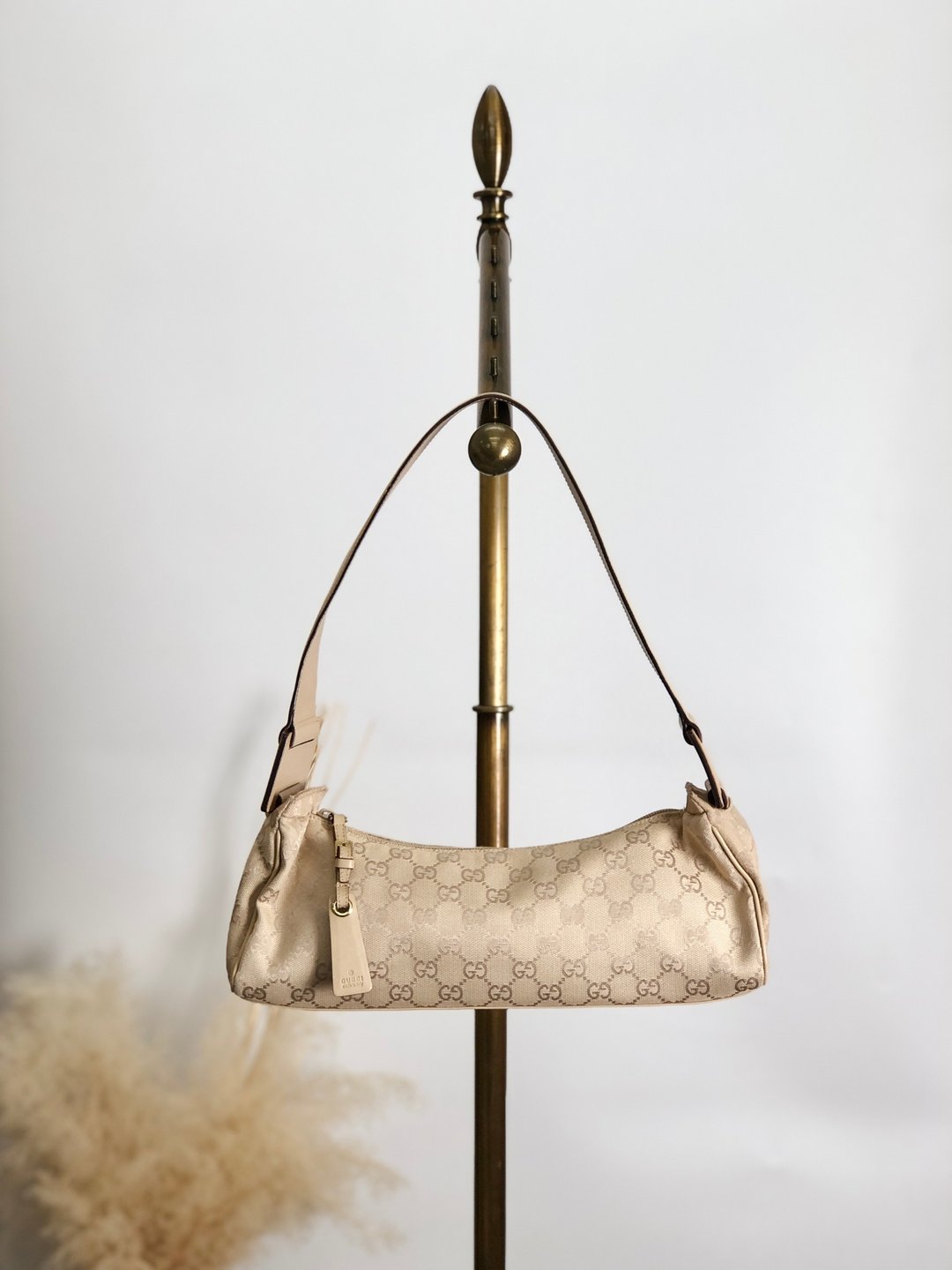 【日本直送，品牌二手包包】GUCCI GG帆布单肩包，米色帆布流浪包，复古，旧款5rmd58 - 侧背包/斜挎包 - 棉．麻 咖啡色