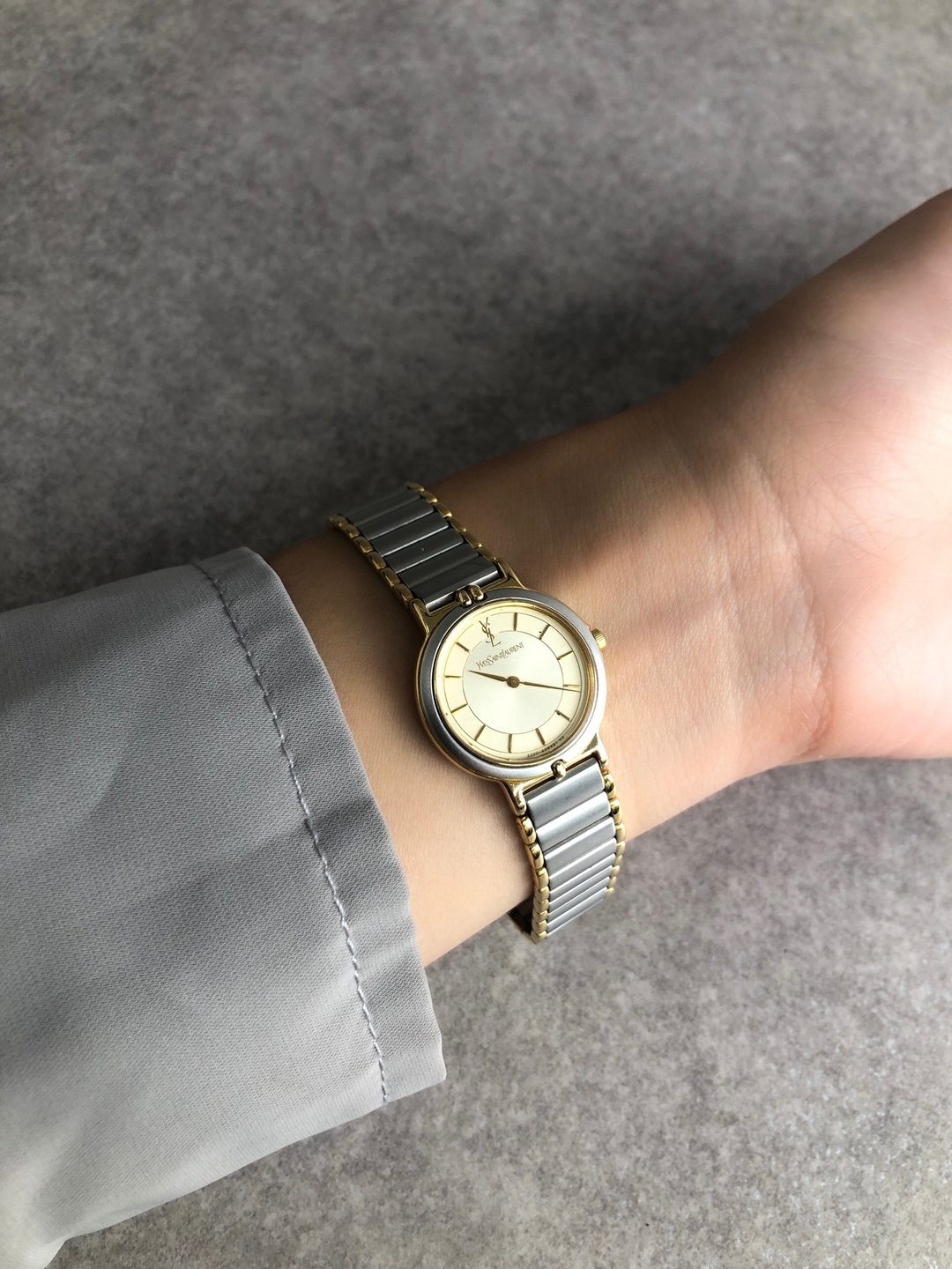 【 日本直送 名牌中古包 】Yves Saint Laurent 腕表 银色 金色 YSL 不锈钢 石英 cxgd6h - 女表 - 不锈钢 银色