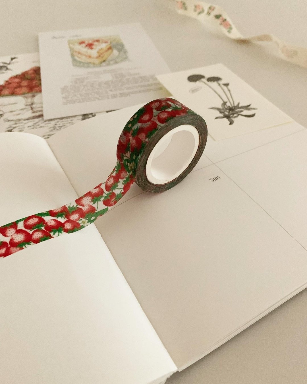 Berry Berry Washi Tape - 纸胶带 - 其他材质 