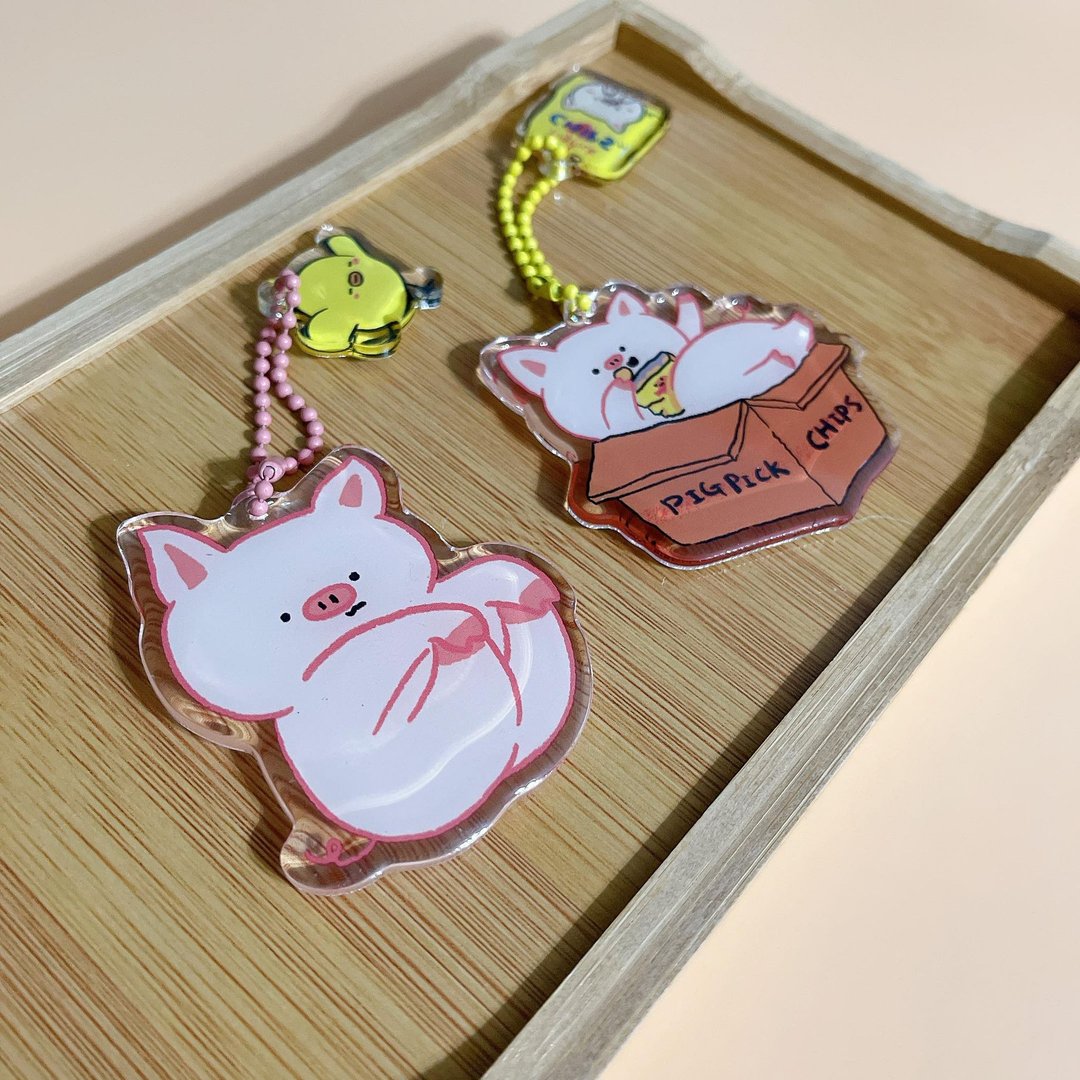 瑜伽小猪&amp;薯片小猪阿克力匙扣 - 钥匙链/钥匙包 - 塑料 