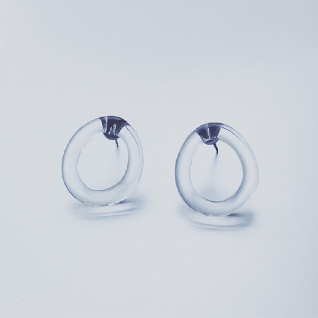 Loop Earring Small - 耳环/耳夹 - 玻璃 透明