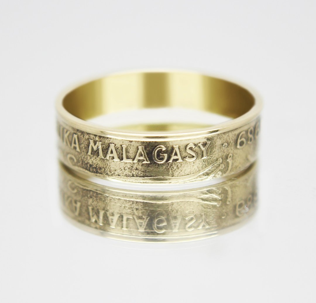 Madagascar Coin Ring 10 francs 1970-1989 coin rings for men coin rings for women - 戒指 - 其他金属 
