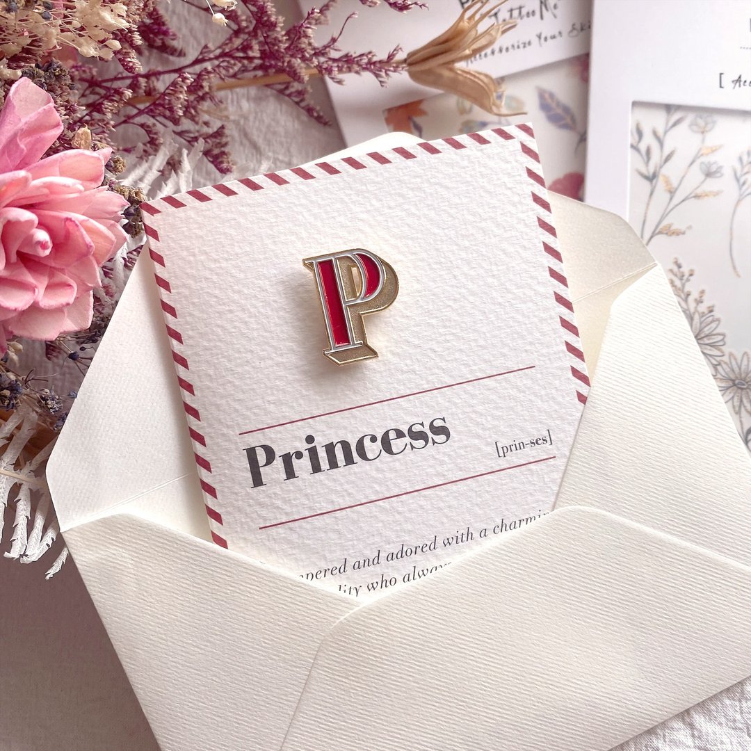 P / Princess -琺瑯徽章卡－附信封 開學季 情人卡 萬用字母卡 - 徽章/别针 - 珐琅 红色