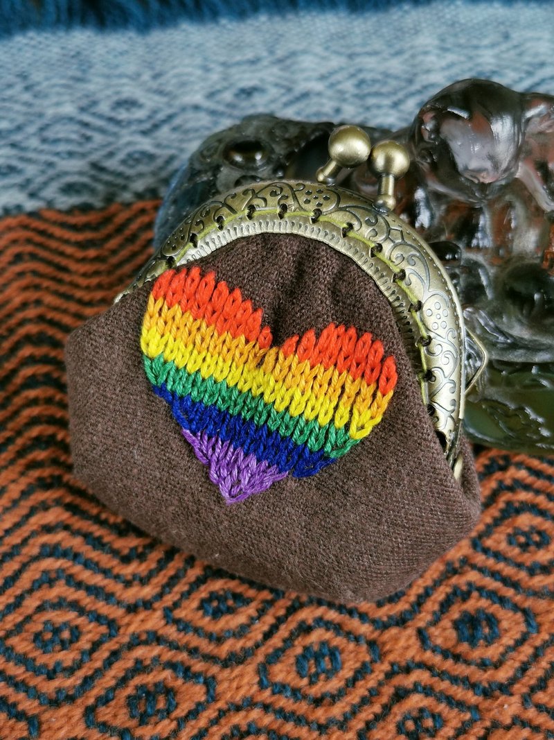 CaCa Crafts |【让爱闪耀】手工刺绣 超迷你口金包 - 零钱包 - 棉．麻 多色