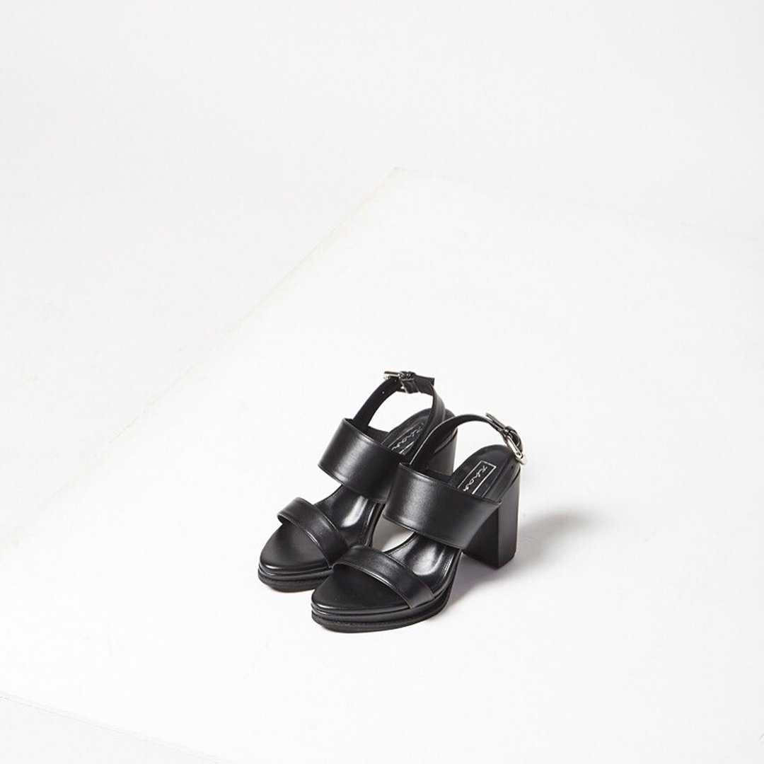 Heels shoes - Friendly High Heels - Black - 高跟鞋 - 人造皮革 黑色