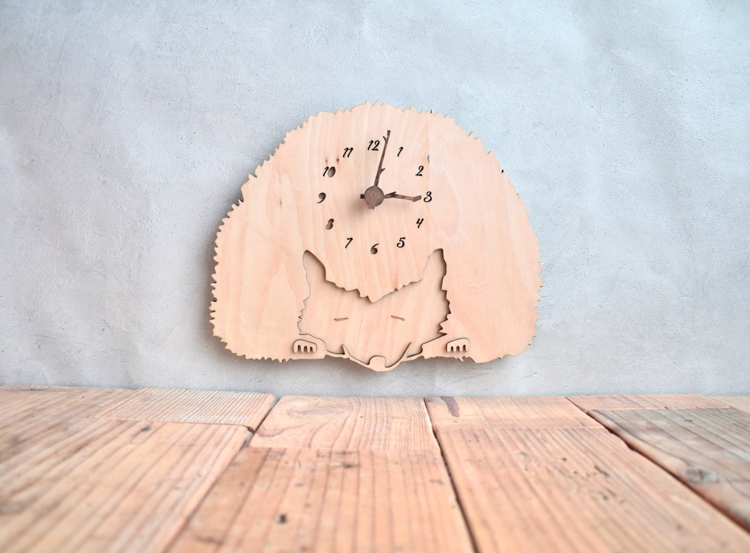hedgehog clock wall clock wooden clock - 时钟/闹钟 - 木头 卡其色