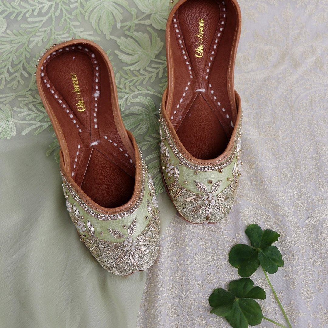 抹茶色重工刺繡平底鞋 / 淺青溫柔軟底鞋 / 透氣防滑百搭款 - 穆勒鞋 - 真皮 绿色