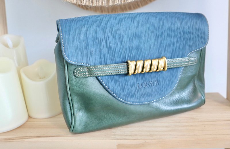 稀有 - LOEWE 中古古董蛇骨系列蓝绿配色手拿包 - 手拿包 - 真皮 多色