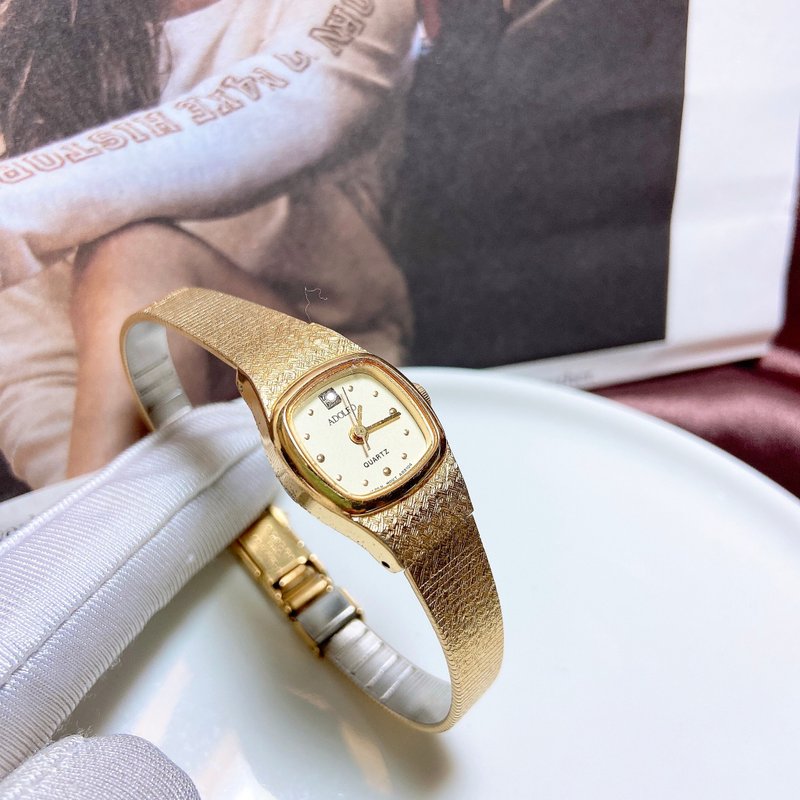 【西洋古董饰品】ADOLFO 石英正常运作沙金闪耀钻质感手表 女 - 女表 - 贵金属 金色