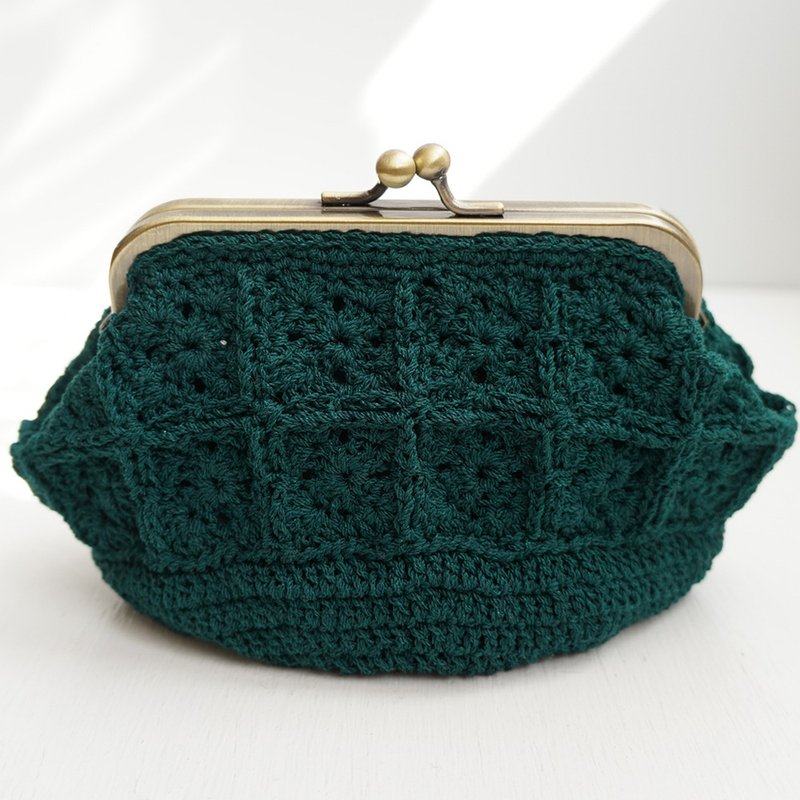 Ba-ba handmade crochet motifs pouch No.C1588 - 化妆包/杂物包 - 其他材质 绿色