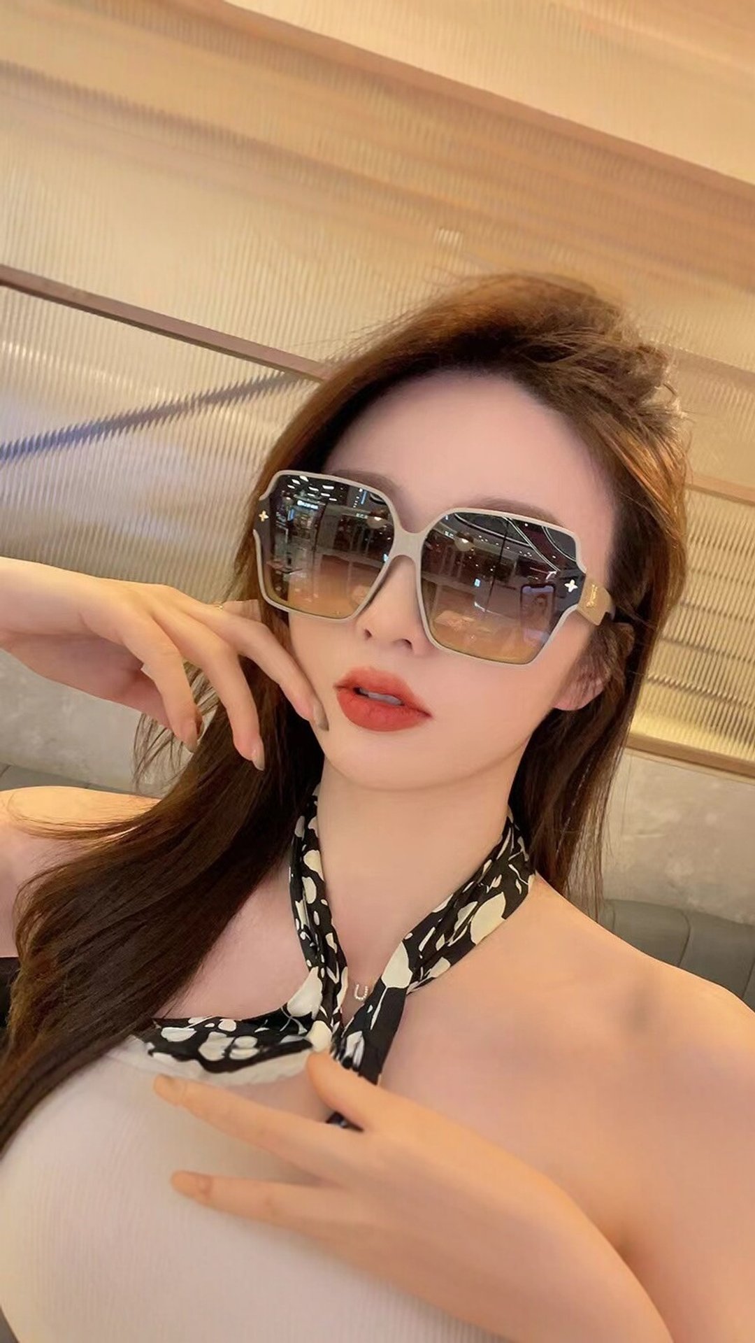 新款高级感网红太阳镜女时尚大框防紫外线防晒显瘦墨镜街拍驾驶镜 - 墨镜 - 其他材质 