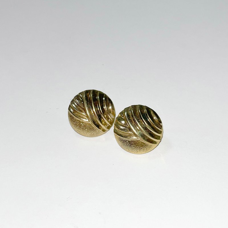 娑作 耳环 - 耳环/耳夹 - 塑料 金色