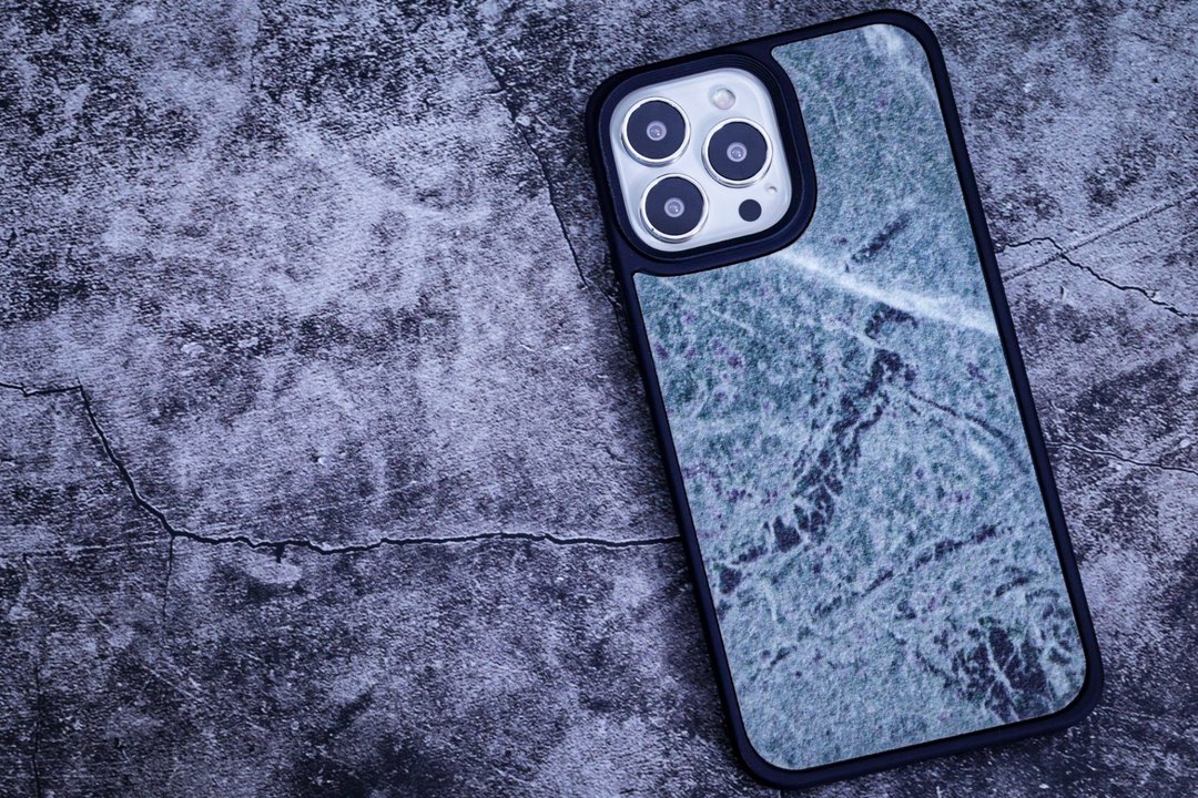 Iphone13系列翡翠绿大理石防摔磨砂壳 - 手机壳/手机套 - 其他人造纤维 