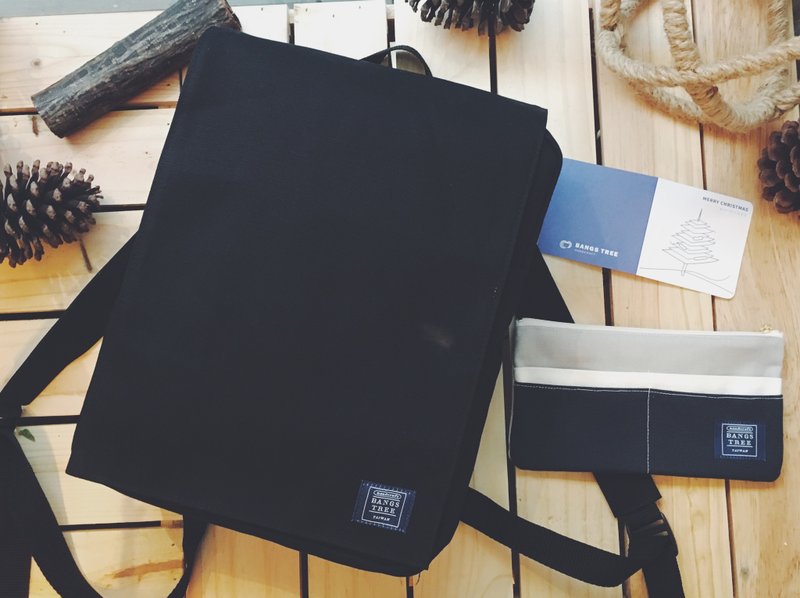 //圣诞礼物1+1//  后背包＋笔袋 (设计馆内颜色皆可选择) - 后背包/双肩包 - 棉．麻 白色