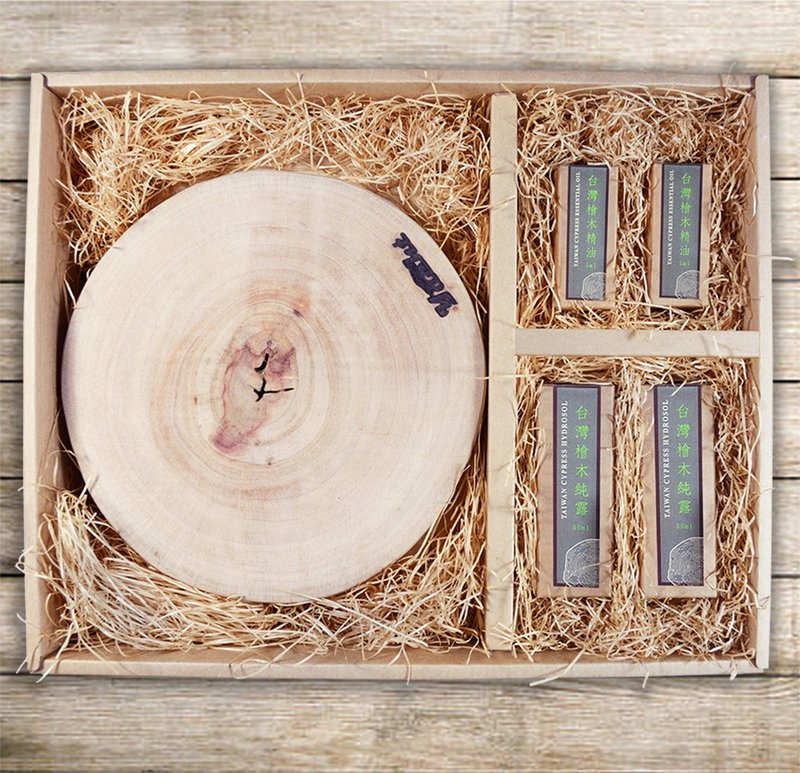 樟木锅垫.桧木香氛礼盒(樟木垫x3+桧木精油x2+桧木露x2) - 香薰/精油/线香 - 木头 咖啡色