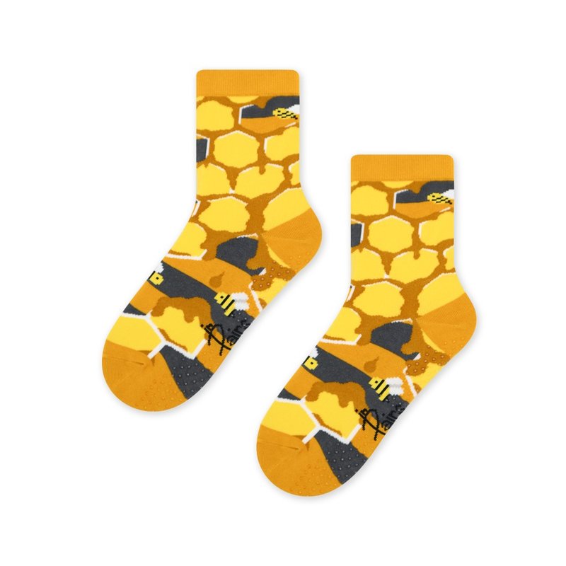 【in Pairs】嗡嗡嗡 | 童袜 中筒袜 袜子 潮袜 防滑点点 止滑 - 袜子 - 棉．麻 多色