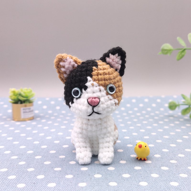 【现货】 小小一只 三花猫 纯手工 钩针编织娃娃 - 玩偶/公仔 - 其他人造纤维 多色
