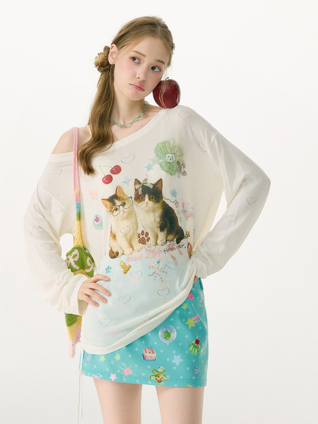 ziziFei''夏日猫屿''夏季猫咪爱心镂空微透露肩白色长袖t恤罩衫女 - 女装 T 恤 - 其他材质 白色