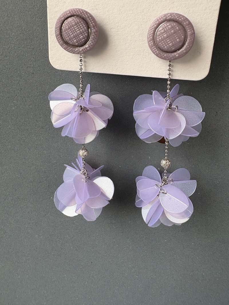 2WAY一零四绣球花-耳针 - 耳环/耳夹 - 玻璃 白色