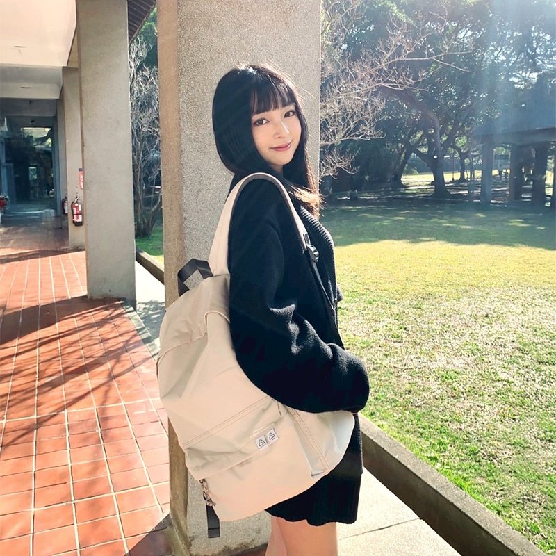 【DOUGHNUT】15寸 防泼水 后背包 经典大学包 水壶格 减压-石 RE - 后背包/双肩包 - 环保材料 白色