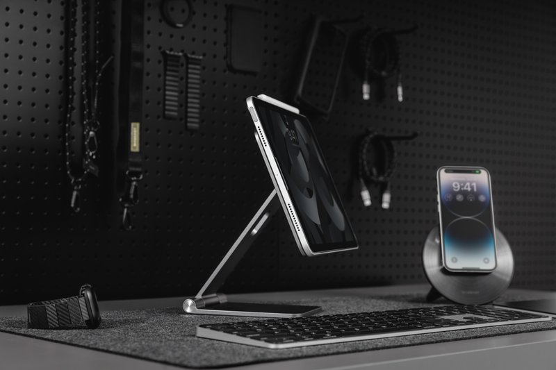 FLIPMOUNT iPad/iPhone 磁吸式折叠支架 - 手机座/防尘塞 - 铝合金 