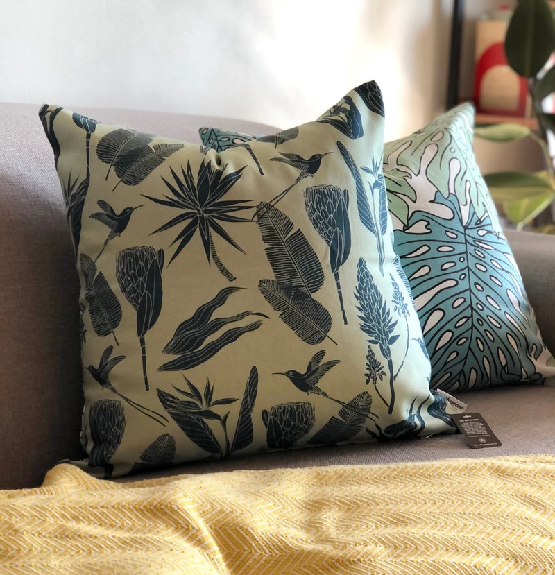 aLoveSupreme/南非手绘双面抱枕套_湖水绿非洲植物园/蓝色龟背叶 - 枕头/抱枕 - 棉．麻 