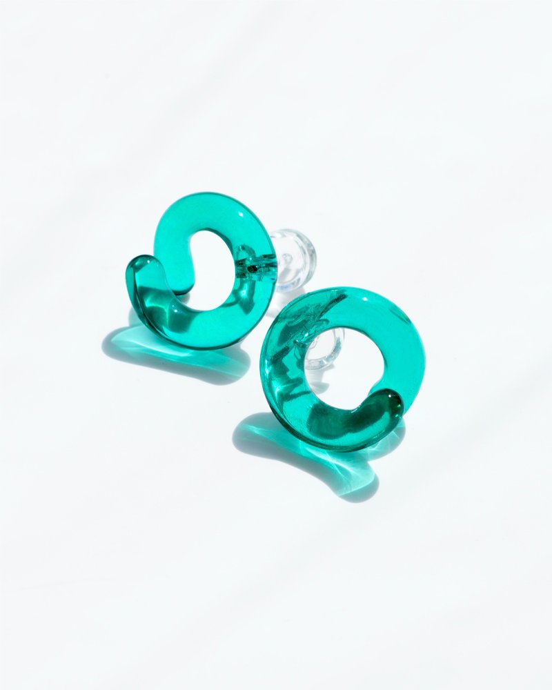 手工制扭结玻璃耳环【绿松色】 - 耳环/耳夹 - 玻璃 绿色
