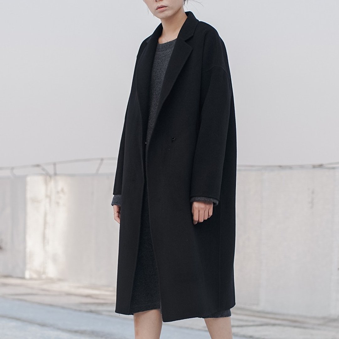 黑色 LESS IS MORE 极简Minimalist 100%进口澳洲羊毛手工双面羊绒羊毛保暖大衣  两色可选 | 番塔塔原创设计独立女装品牌 - 女装休闲/机能外套 - 羊毛 黑色