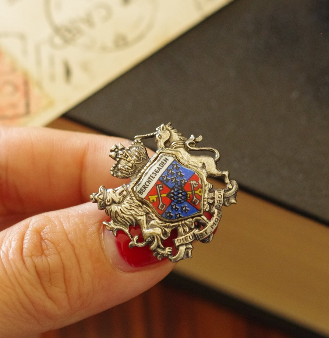 古董Vintage图章狮子独角兽德国钥匙缎带皇冠别针胸针B1783 - 胸针 - 其他金属 银色