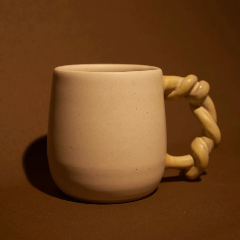 Twine 打结把手马克杯 - 其他杯子 - 陶 