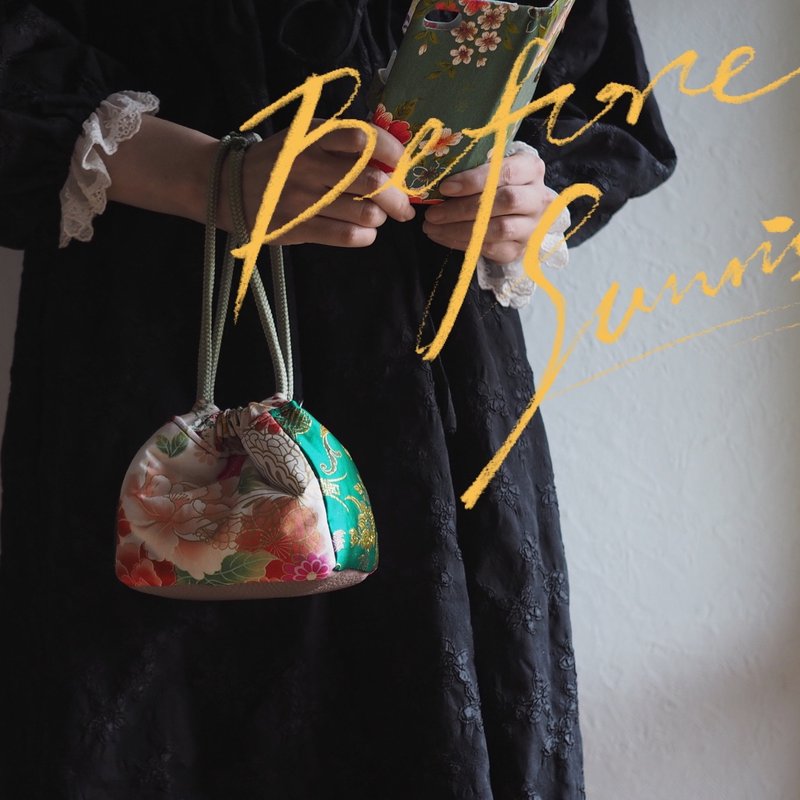 台湾花布 x 绢织物 迷你侧背包 独一无二作品 免运费 - 侧背包/斜挎包 - 棉．麻 白色