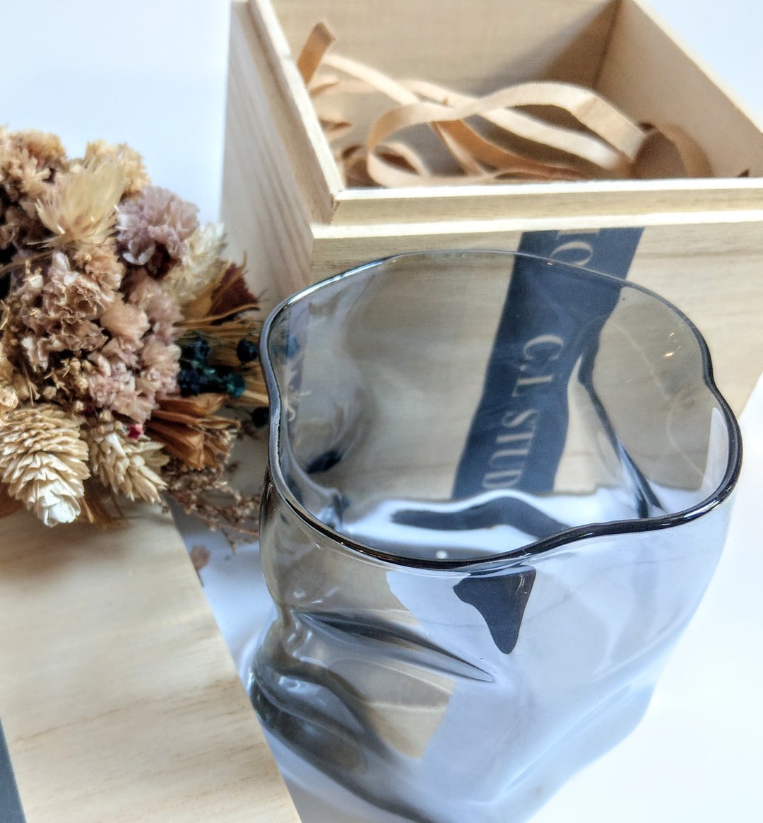 限量~艺术质感酒杯(灰色) 刻字定制化 赠限量木盒 情人/婚礼/男友 - 玻璃杯 - 玻璃 蓝色