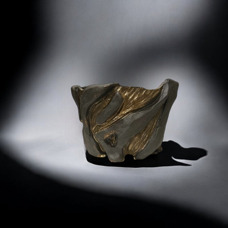 【好人制陶】台湾制 黑金熔岩手工陶盆 - 植栽/盆栽 - 陶 黑色