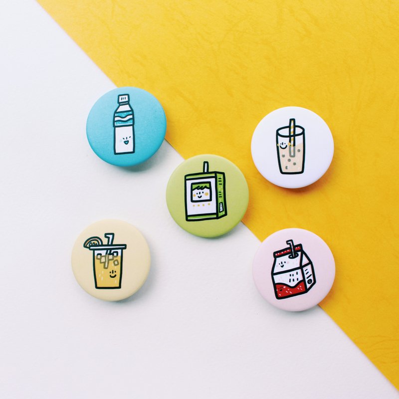 一堆饮料 / 胸章 - 徽章/别针 - 塑料 黄色