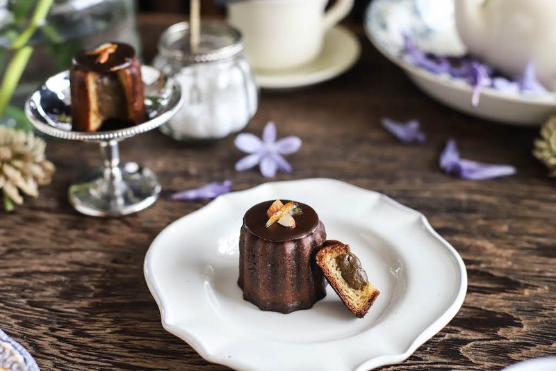 C.钱钱蛇过来 可丽露六入礼盒 过年礼盒 春节礼盒 - 蛋糕/甜点 - 木头 卡其色