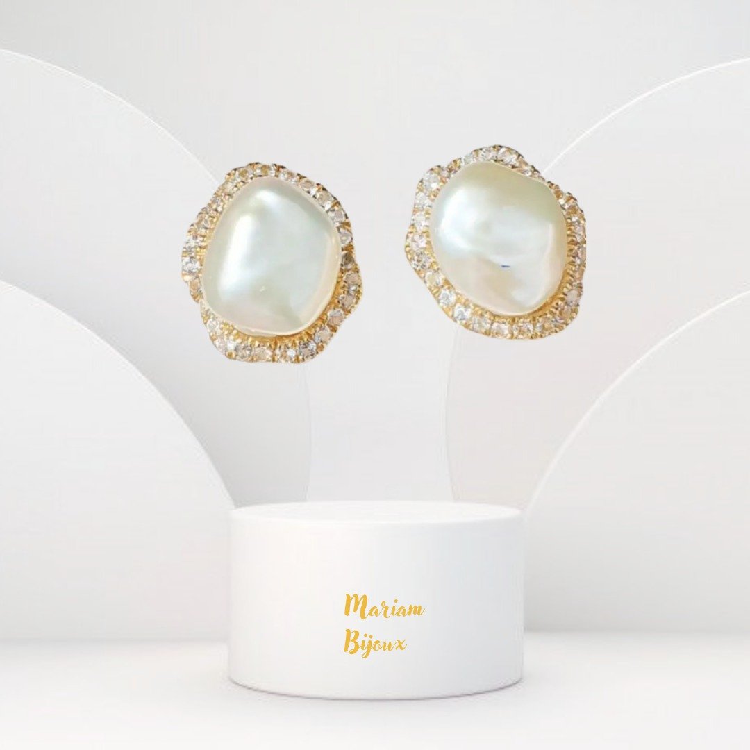 Keshi pearl earrings surrounded by White topaz, Silver 925 yellow gold plated case. - 耳环/耳夹 - 珍珠 白色
