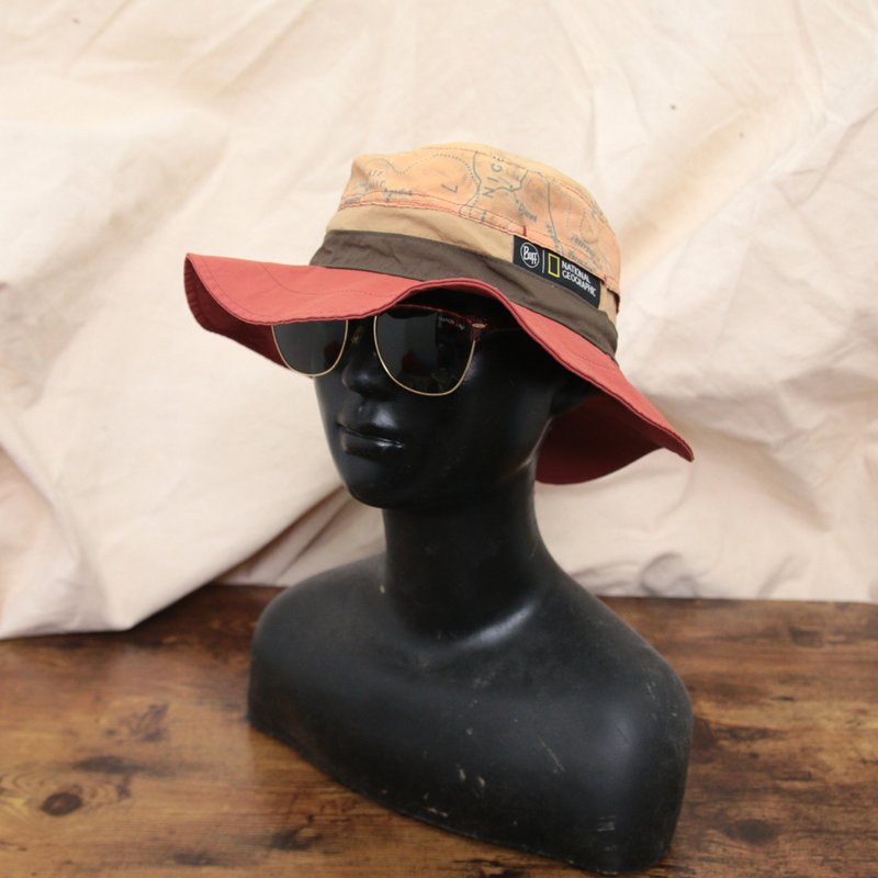 Back to Green:: 户外渔夫帽 欧洲地图 渔夫帽 d-25//vintage hat - 帽子 - 棉．麻 