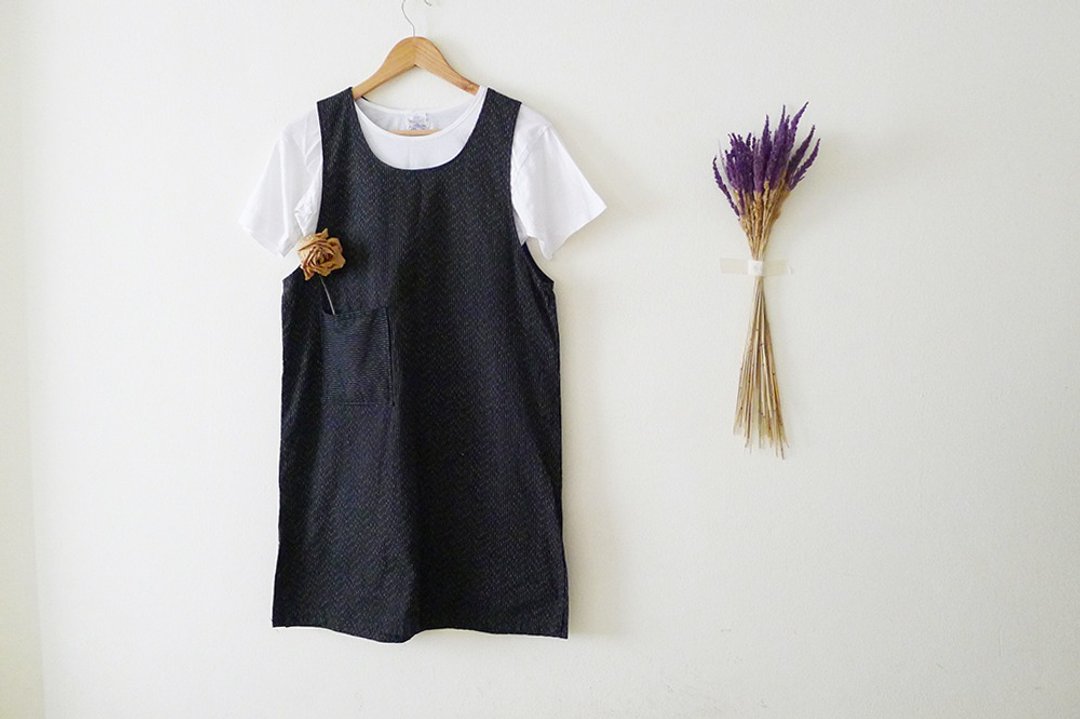 Vintage Handmade cotton black with tiny green striped mini overall dress - 背带裤/连体裤 - 棉．麻 黑色