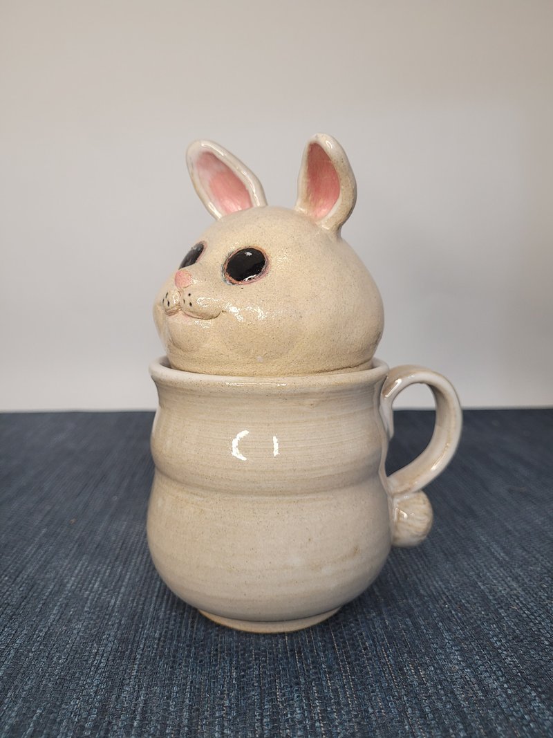 祥兔招财蹦蹦来-白兔马克杯 - 咖啡杯/马克杯 - 陶 