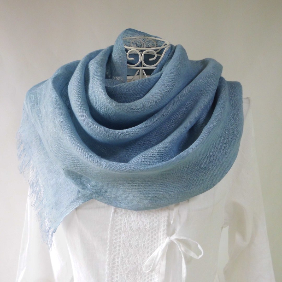 Natural indigo · boiling and soft, linen · wide stall · in color - 围巾/披肩 - 棉 蓝色