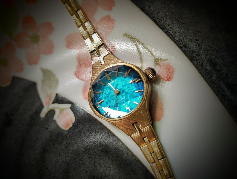 1971年 SEIKO 镀金表壳表带 手上链机械表 - 女表 - 其他金属 