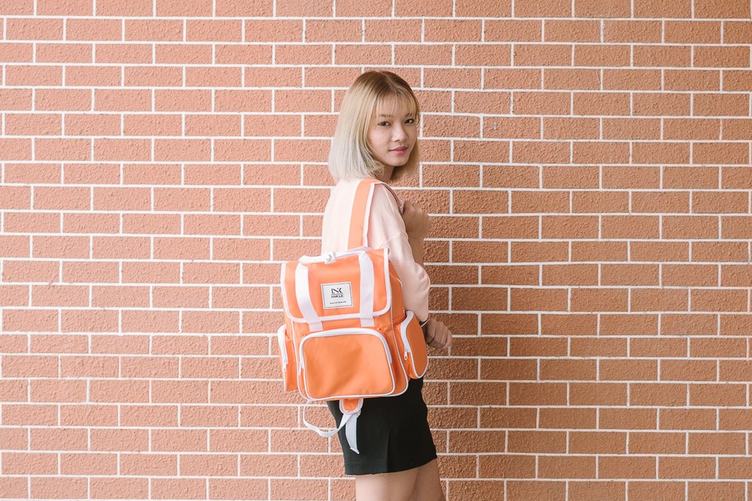 MINI BACKPACK / ORANGE - 后背包/双肩包 - 防水材质 橘色