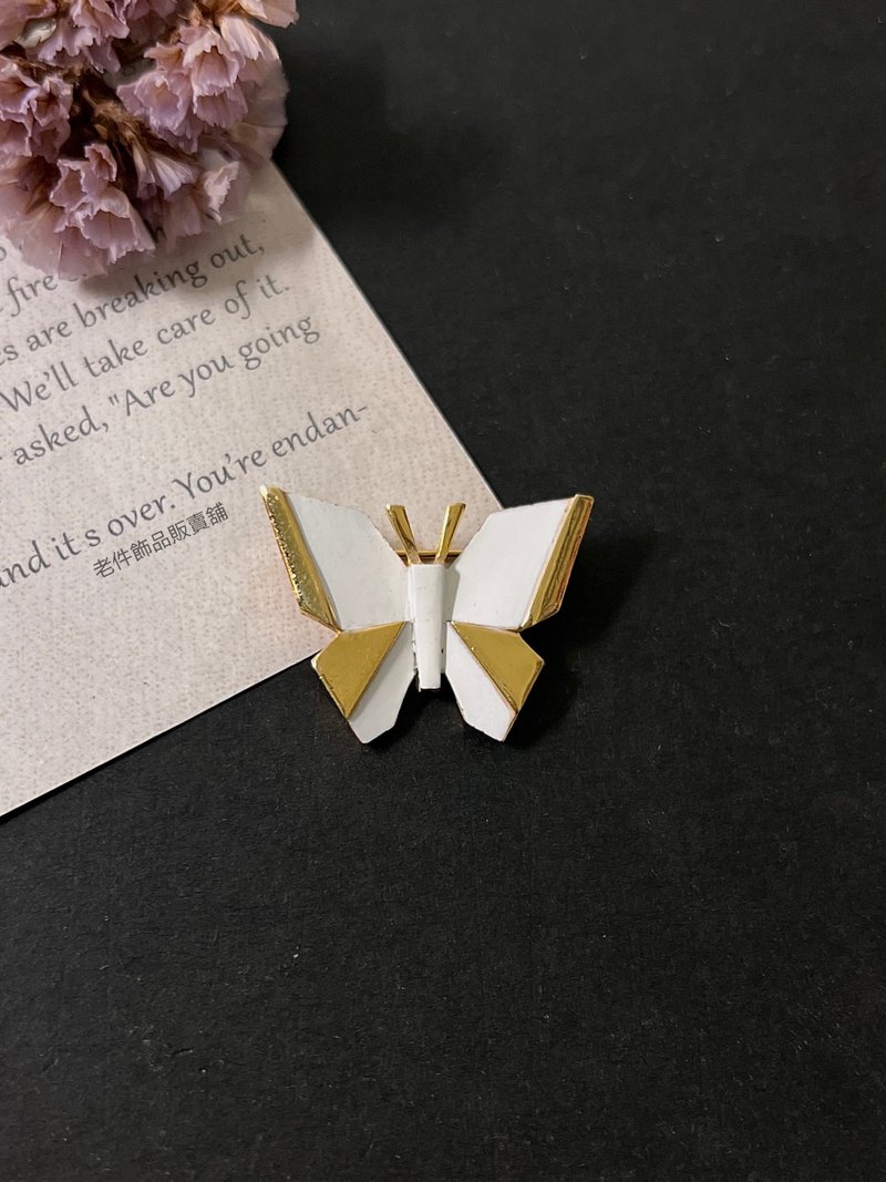 Crown Trifari 折纸系列-白蝴蝶珐琅胸针 - 胸针 - 珐琅 白色