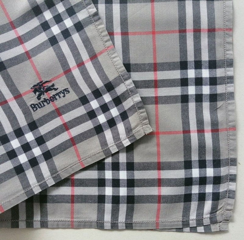 Burberry 古董手帕 格纹 灰黄色 18 x 17 英寸 - 手帕/方巾 - 棉．麻 灰色