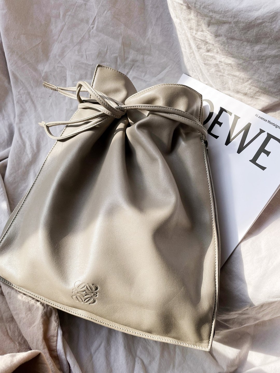 中古包 Loewe Flamenco 灰色福袋束绳袋肩背包侧背包斜挎包单肩包 - 侧背包/斜挎包 - 真皮 灰色