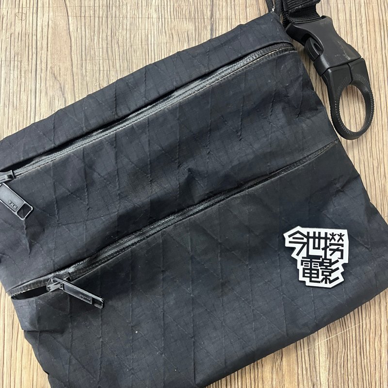 今世捞电影烤漆徽章 - 徽章/别针 - 其他金属 白色