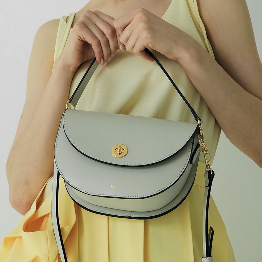 韩国制 LIMA Vegan Leather 半圓餅包包 (LIGTH GREY) - 侧背包/斜挎包 - 环保材料 