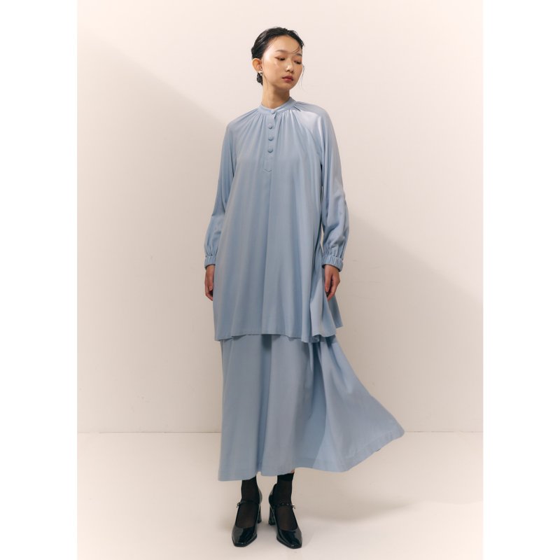 细皱褶长袖开襟层次长洋装 / 丁香蓝 - 洋装/连衣裙 - 其他材质 蓝色