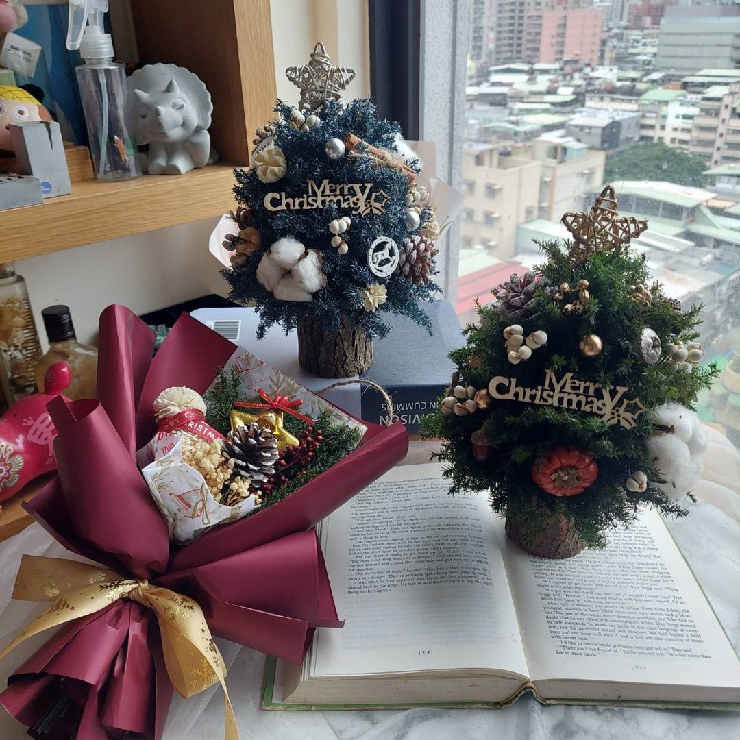 北欧永生雪松圣诞树  圣诞树/圣诞手作/圣诞花圈/手作DIY - 干燥花/捧花 - 植物．花 绿色